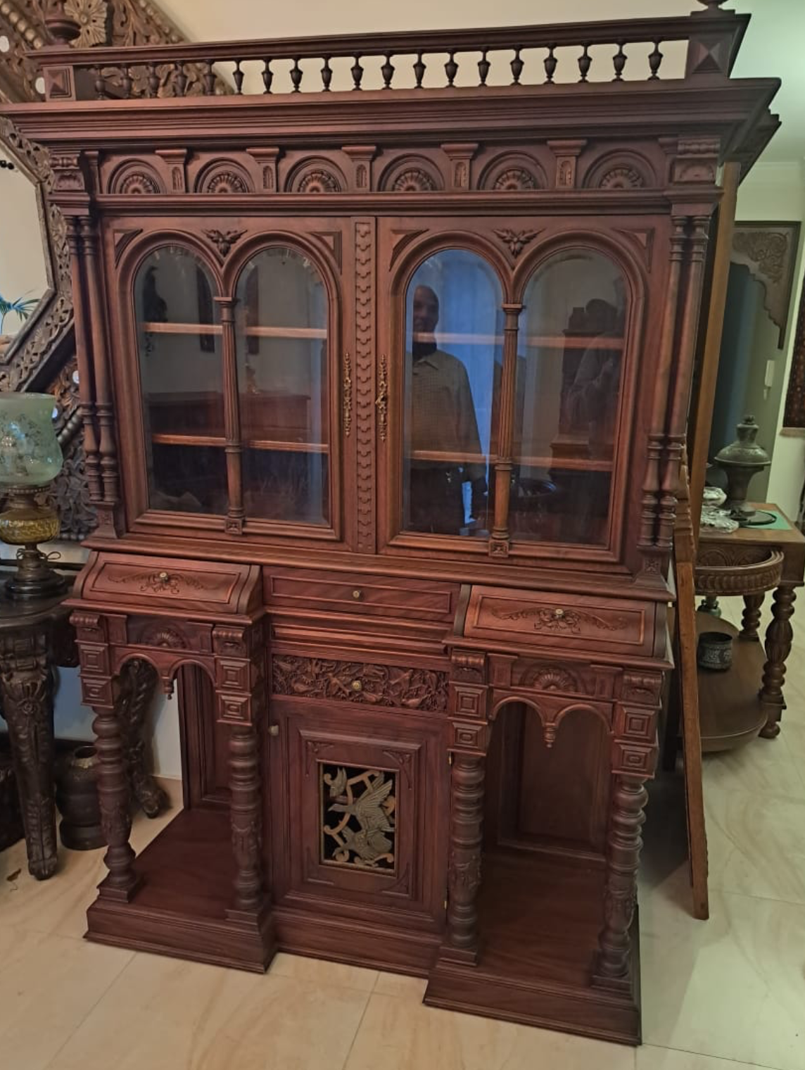 Decorative Wooden Niche / Display Cabinet – Cherry Finish